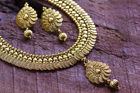 Indian Bride wedding jewelry