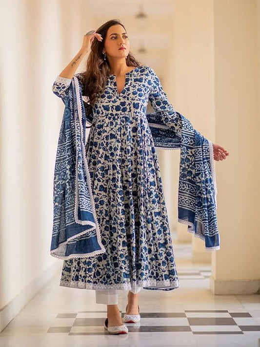 women's Rayon Printed Anarkali Kurta Palazoo With Dupatta is designed for special occasions and everyday wear.