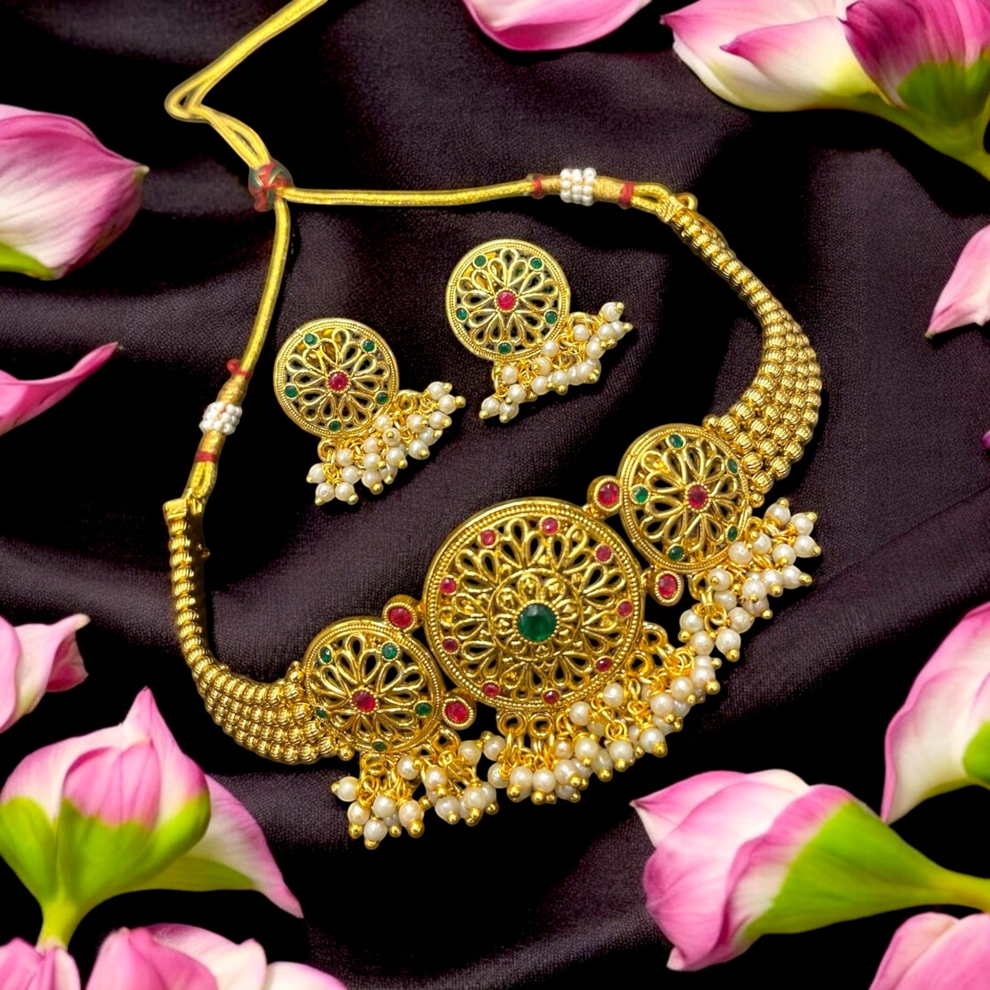 High Gold Polish Antique Choker Set