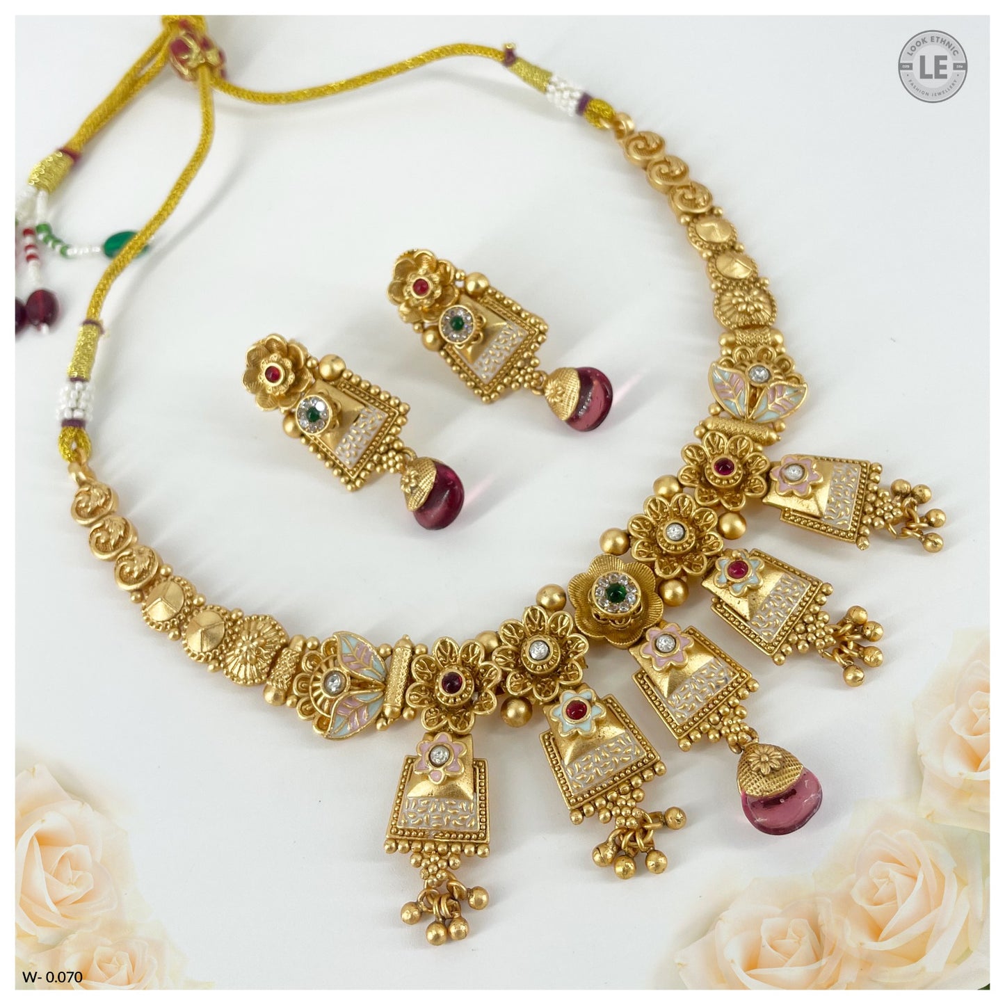 Royal Relics Antique Necklace Set