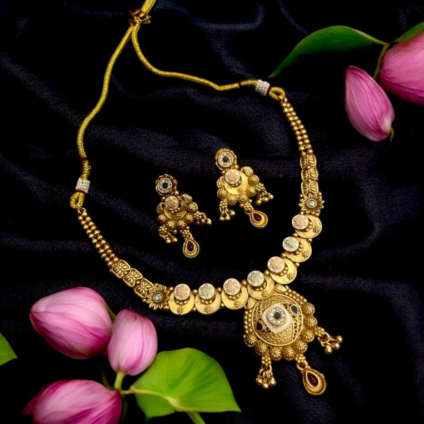 Elegant Antique Rajwadi Multicolor Necklace Set