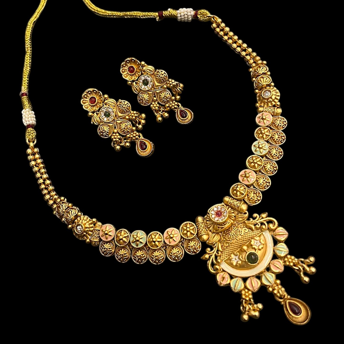 Elegant Antique Rajwadi Multicolor Necklace Set