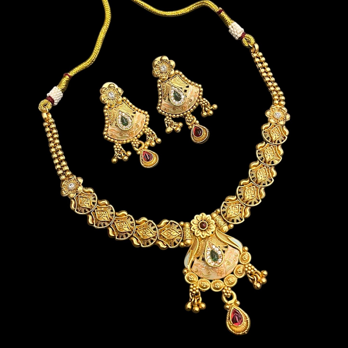 Elegant Antique Rajwadi Multicolor Necklace Set