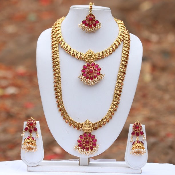 Latest design of necklace set in gold deals