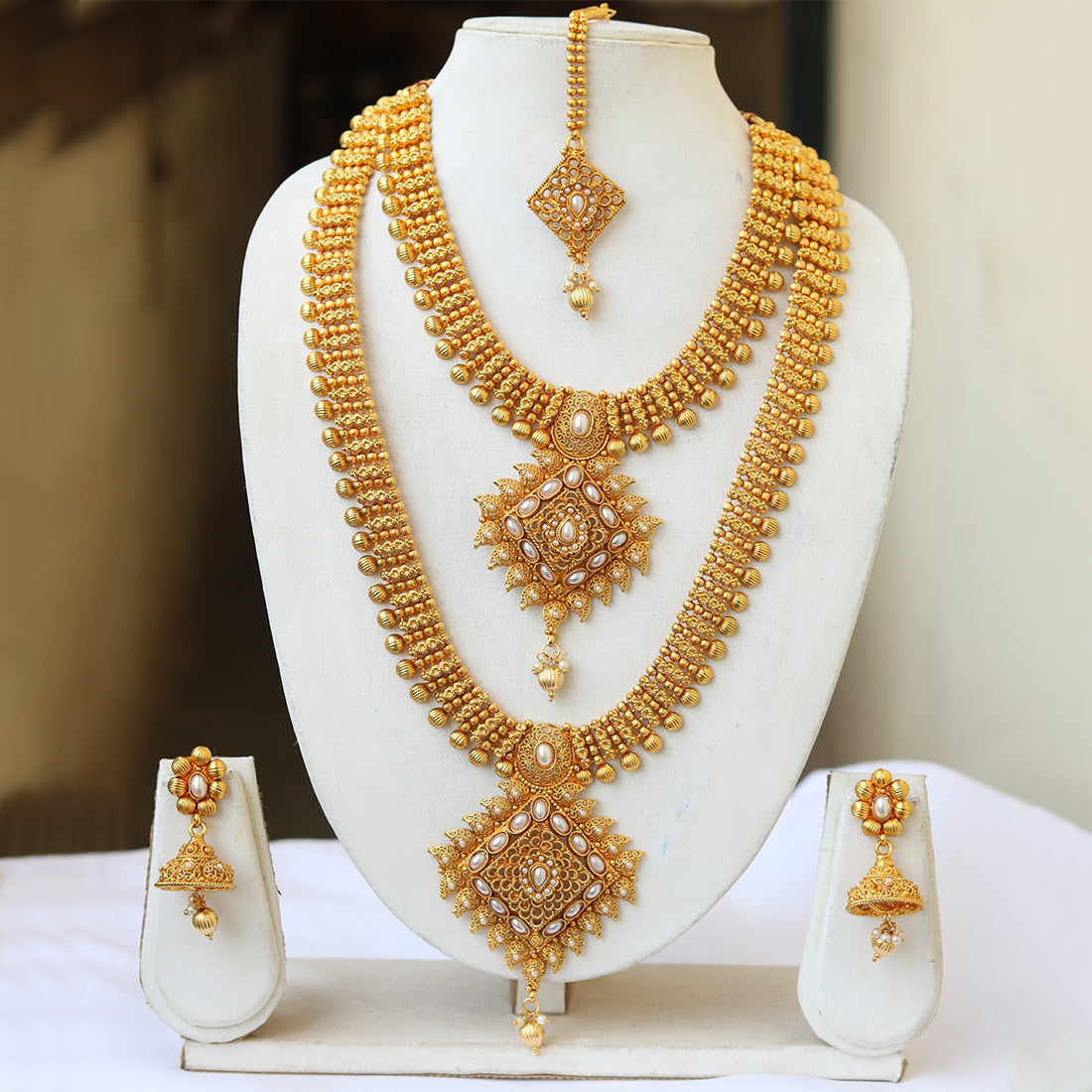 South Indian Traditional Gold Pendant Haram Semi Baridal Necklace Set