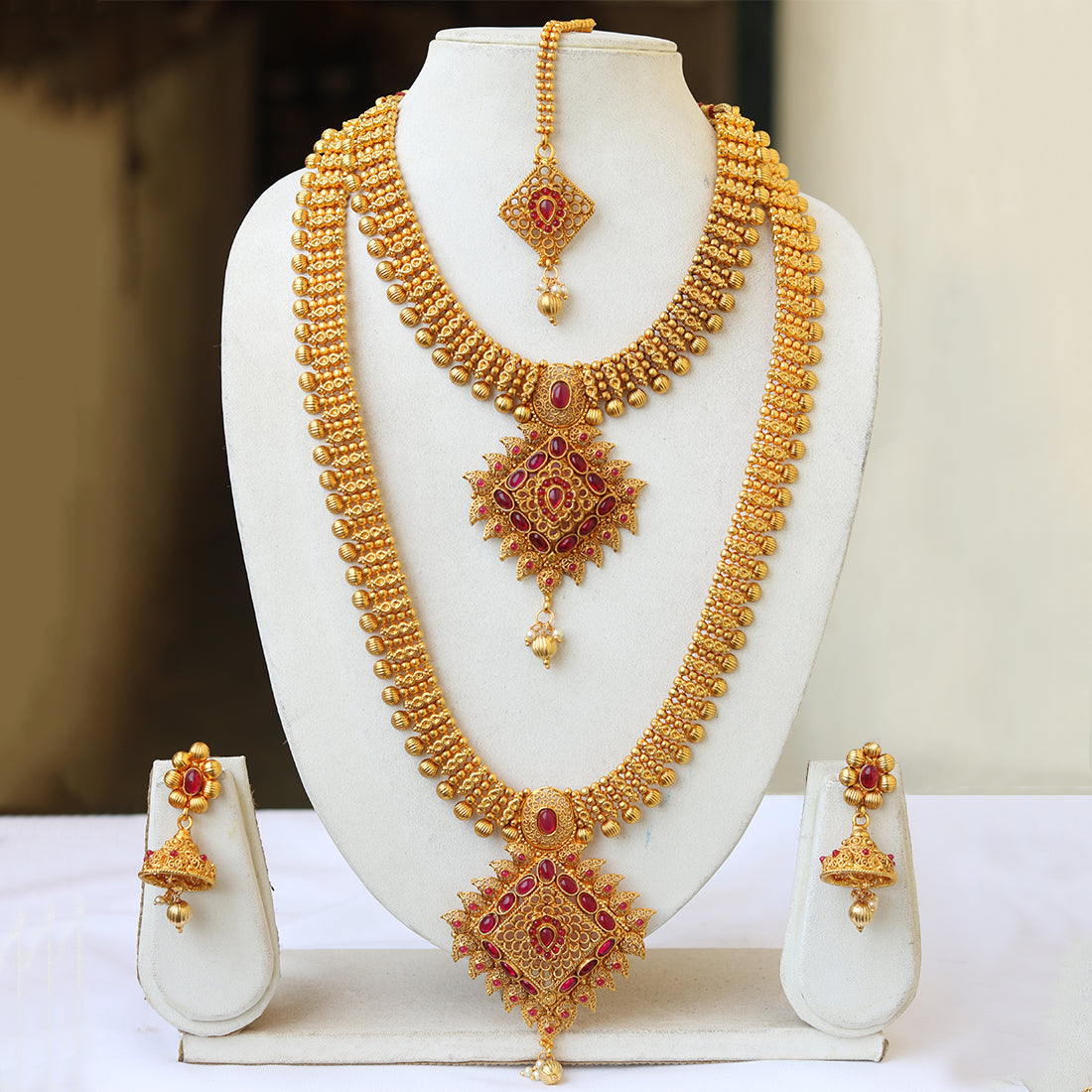 South Indian Traditional Gold Pendant Haram Semi Baridal Necklace Set