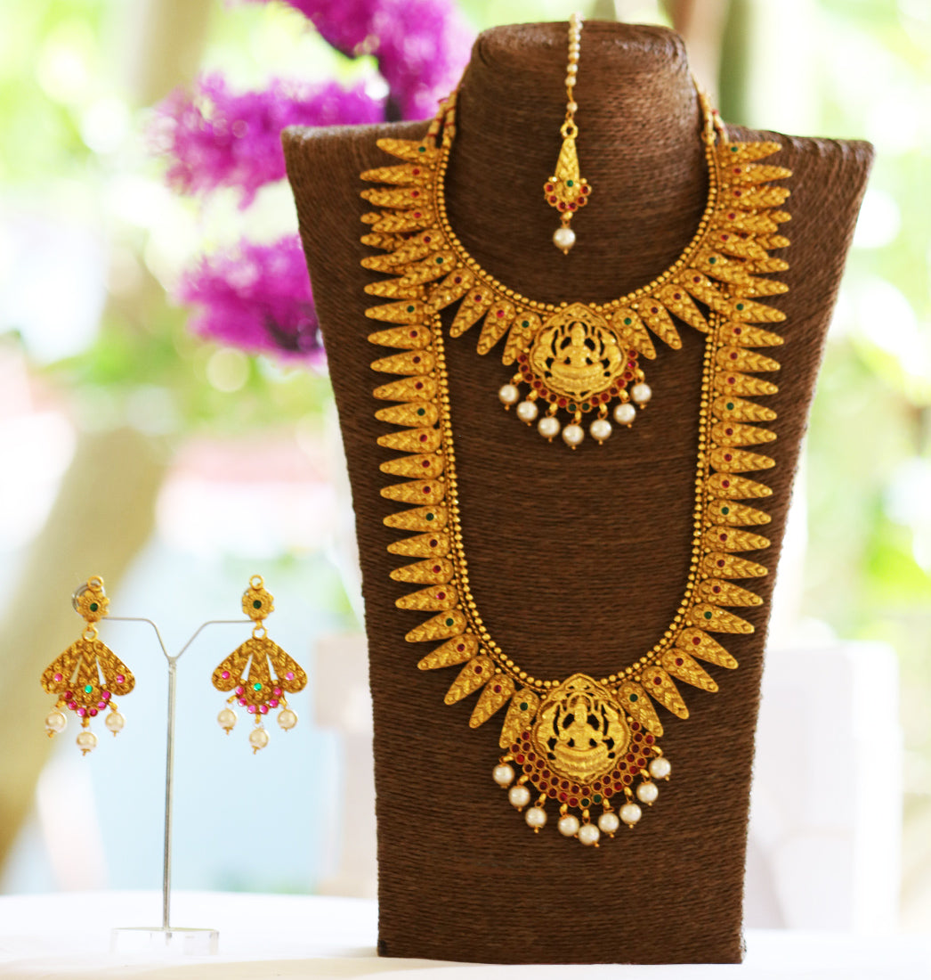 Traditional Laxmi Design Multicolor Haram Set