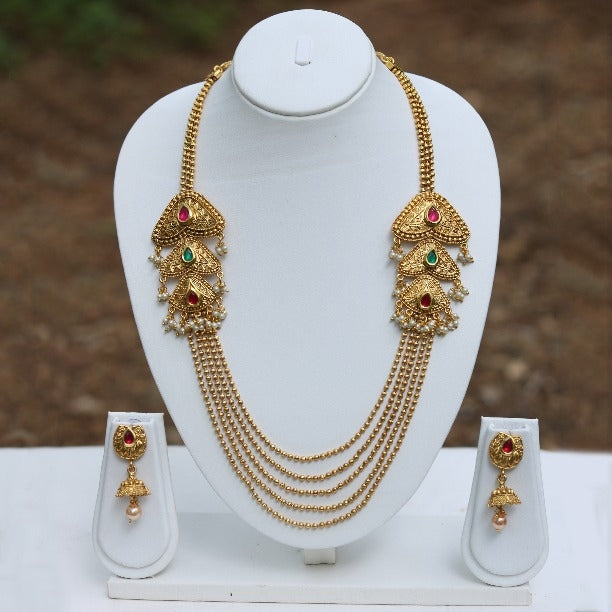 Dil Green Maroon Stylish 5 String Gold Plated Necklace Set