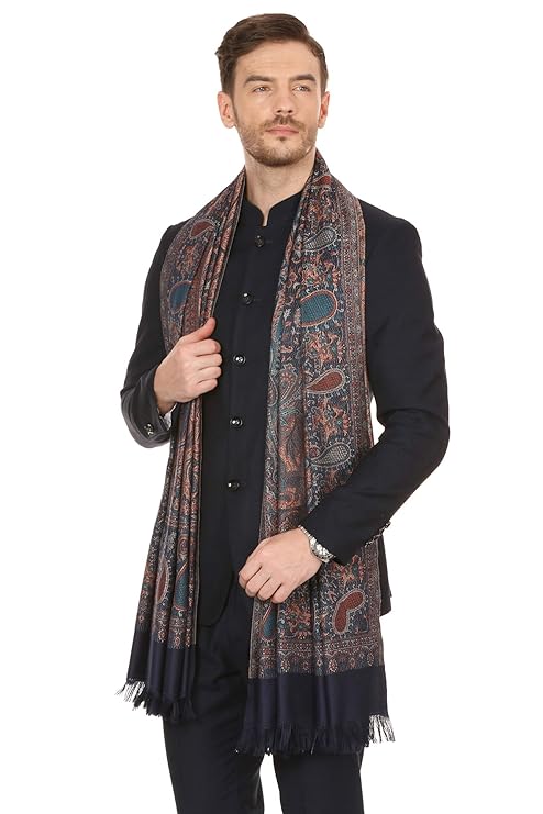 This men's stole is crafted from high-quality faux pashmina wool, with a classic Jamawar pattern for a stylish and timeless look.