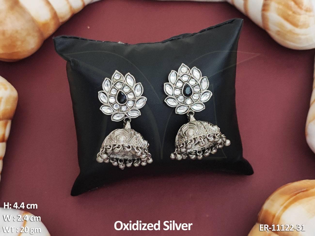 Perfect for any special occasion, these earrings are a must-have for any fashion-conscious individual.