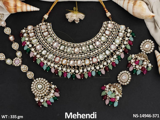 Necklace set is the perfect addition to your jewellery collection. Elevate any outfit with its timeless beauty.