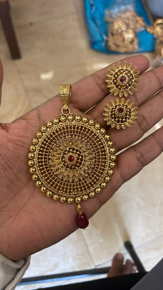 Rajwadi Pendant with Earring