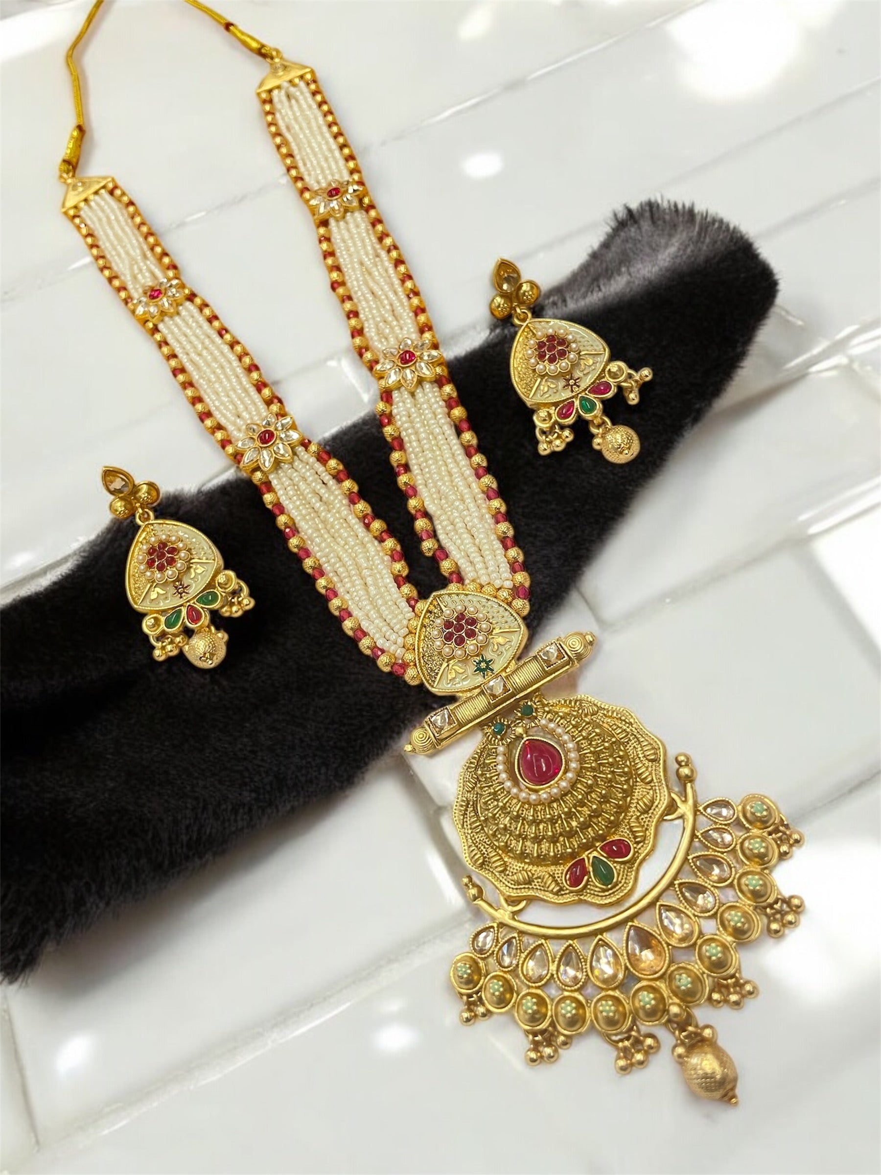 Rajwadi Long Gold Jadtar Set Design Traditional Rajwadi Pearl Mala