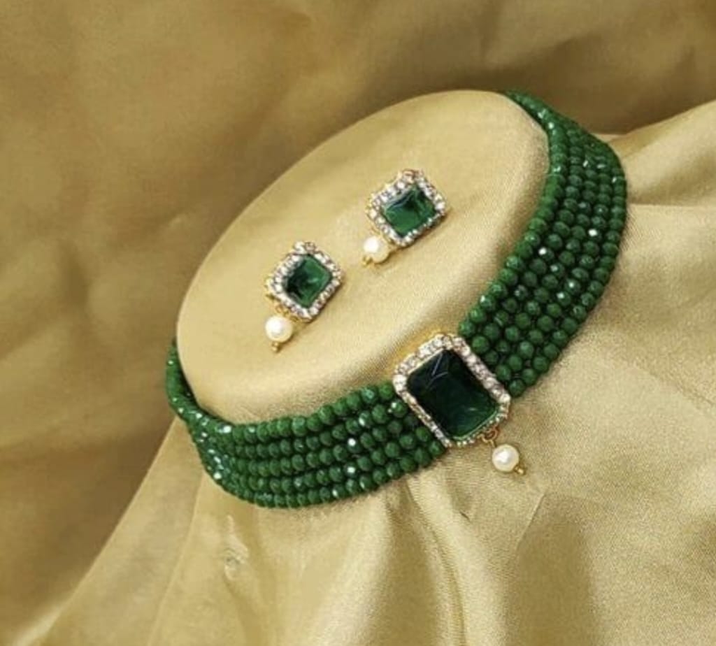 Perfect for formal events or special occasions, this set makes an elegant addition to any wardrobe.