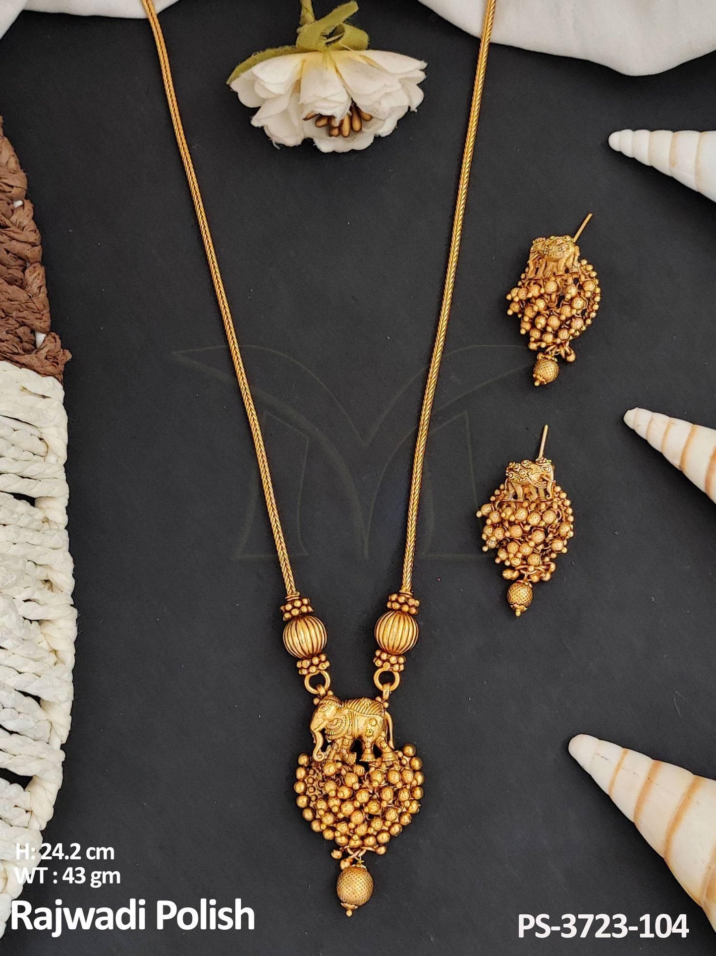 Elevate your style with this beautiful Temple Jewellery Elephant Pendant Set.