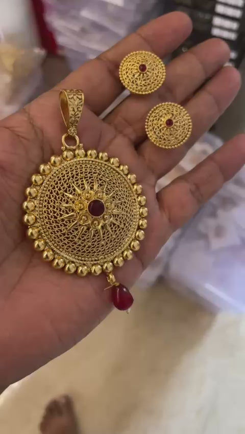 Small Rajwadi Pendant with Earring