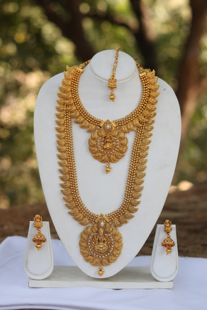 Laxmi Pendant Gold Plated White Kundan Haram Necklace Set