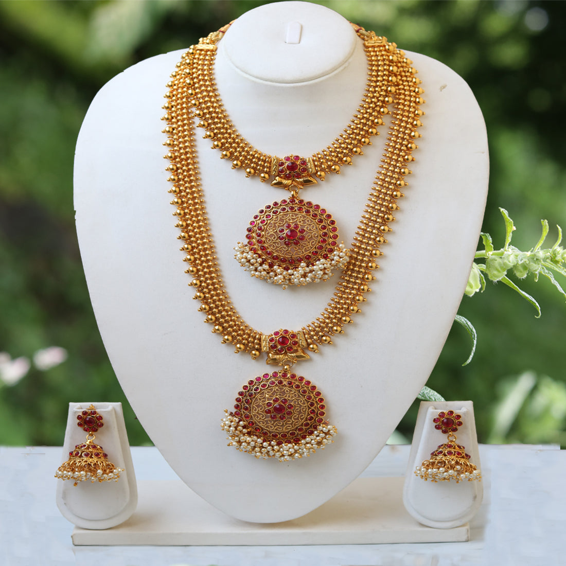 Artificial Round Shape Maroon Color Haram Set