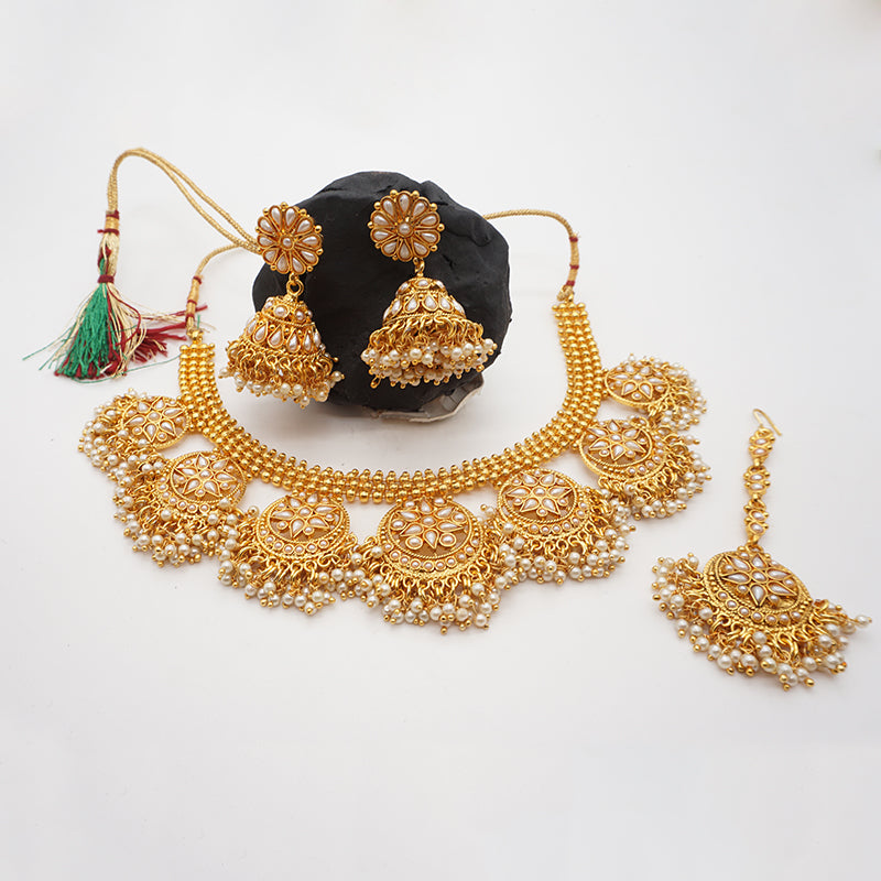 Chand Bali Choker Necklace Set With Earring & Mangtika