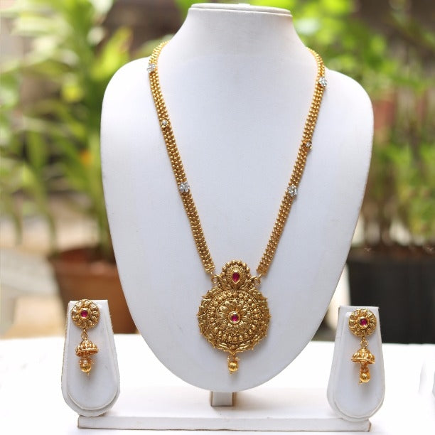 Gold Plated Round Pendant Necklace With Jhumki